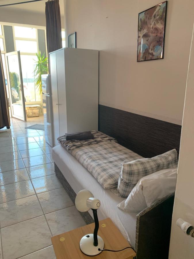 Arthaus Roenoek Apartamento Ronok Exterior foto