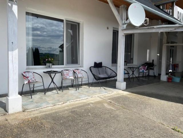 Arthaus Roenoek Apartamento Ronok Exterior foto